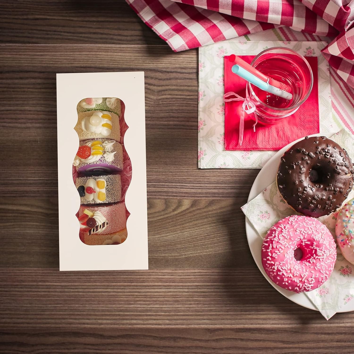 Saját Márkás Fehér Ablakos Süteménydobozok Egyedi Logóval 30 db 9x4x3.5 Col Rudis Torta Desszert Muffin Fánk Cukorka Pékáru Dobozok Gyártótól