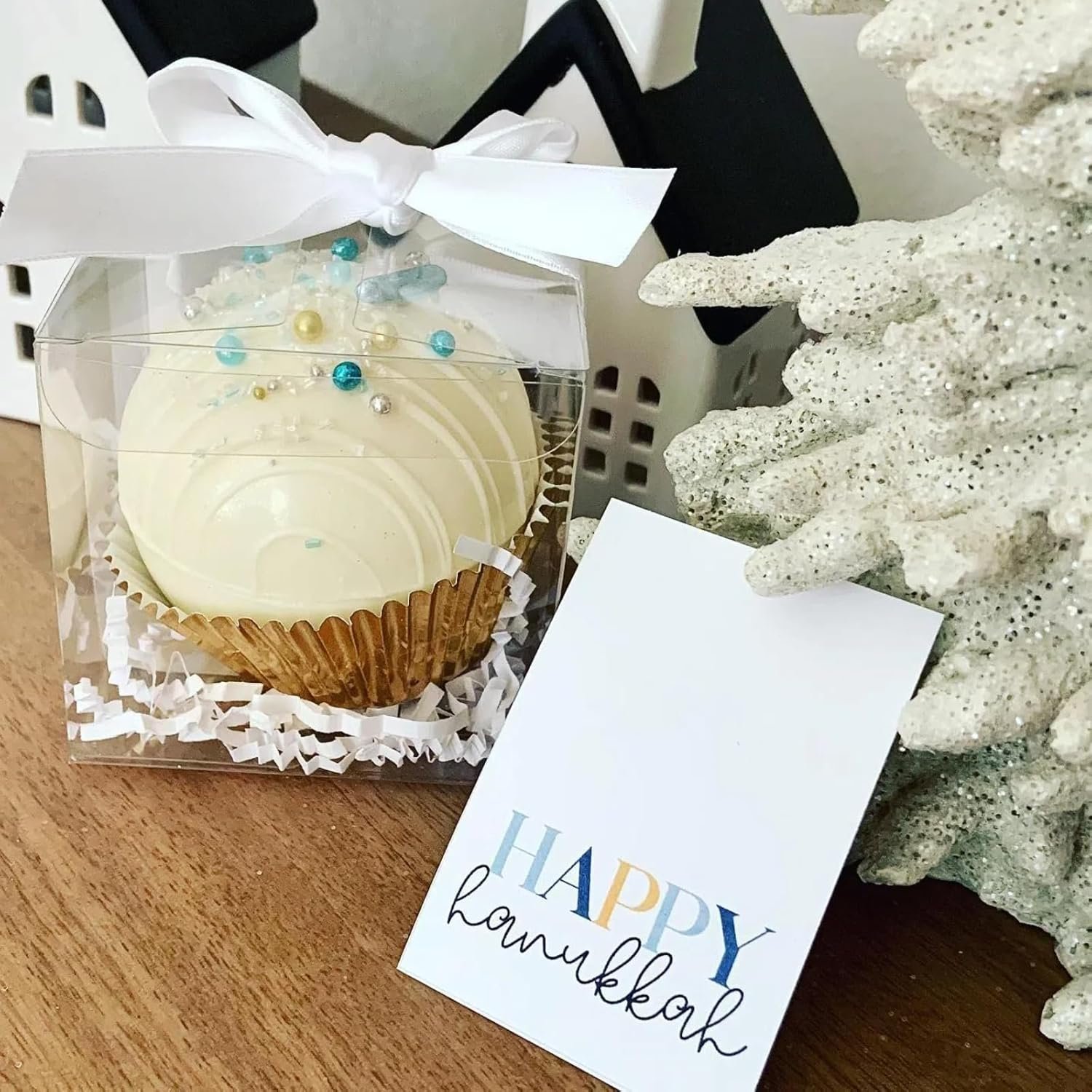 Saját Márkás Átlátszó Favor Dobozok 50 db 3x3x3 Inch Csokoládé Bomba Cupcake Macaron Ajándék Egyedi Logóval Születésnap Esküvő Party Gyártó